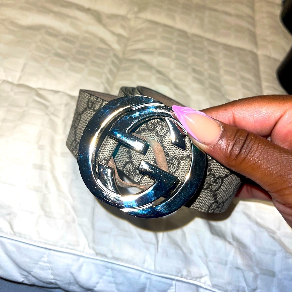 AUTHENTIC Gucci Belt Supreme